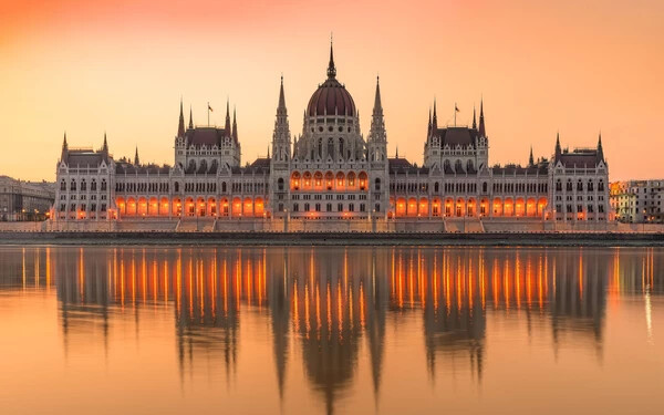 shutterstock_1485762305